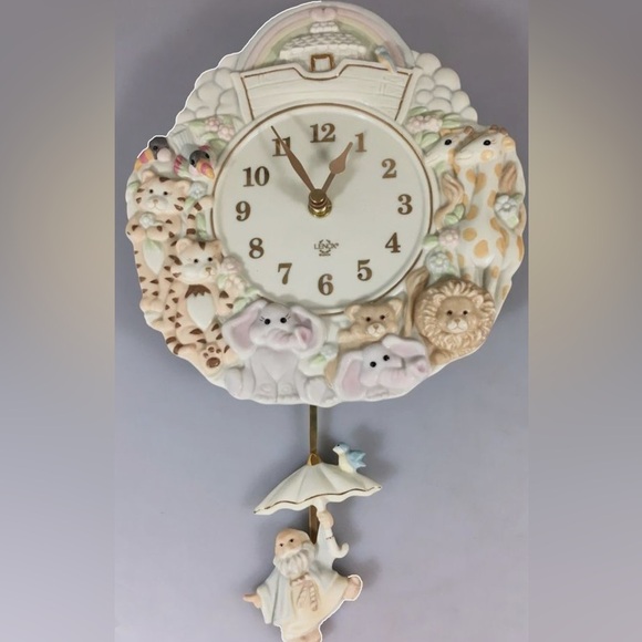Lenox Noahs Ark Ivory China Wall Clock With Pendulum w/Original Box, Cards - Picture 2 of 8